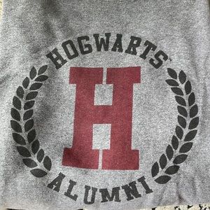 Hogwarts Alumni grey crewneck sweatshirt